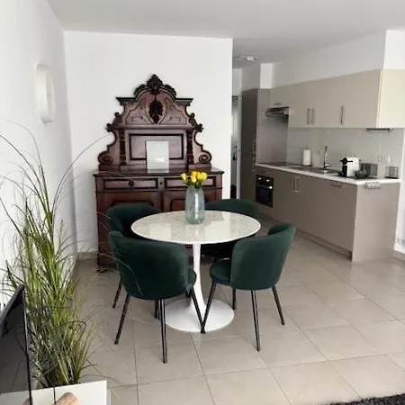 Apartmán Gezellig Modern Met Optie Garagebox En In De Buurt Strand, Winkels En Restaurants Ostende