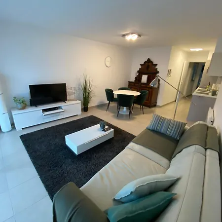 아파트 Gezellig Modern Met Optie Garagebox En In De Buurt Strand, Winkels En Restaurants 오스텐드