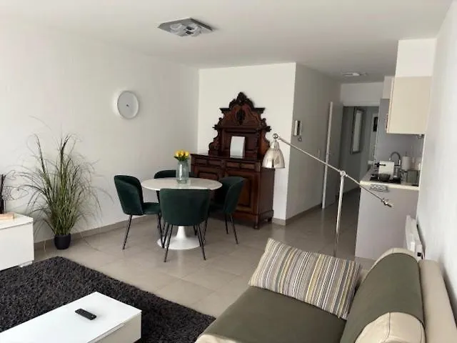 Appartement Gezellig Modern Met Optie Garagebox En In De Buurt Strand, Winkels En Restaurants